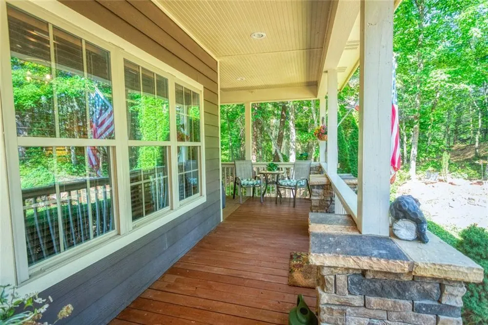 925 Zeppelin Strasse Helen, GA 30545