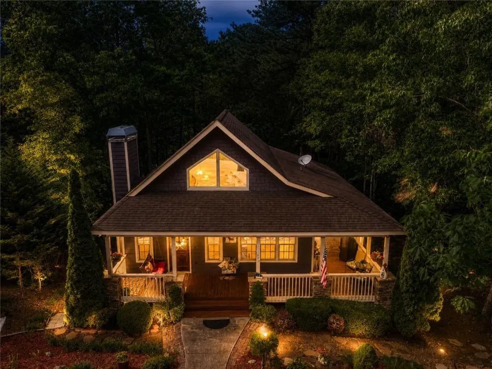 925 Zeppelin Strasse Helen, GA 30545