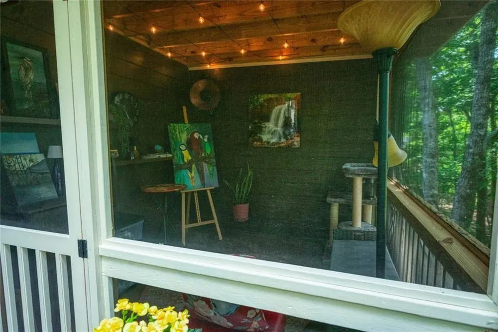 925 Zeppelin Strasse Helen, GA 30545