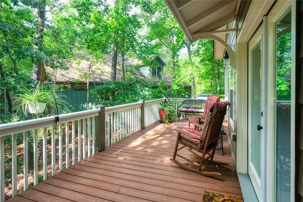 925 Zeppelin Strasse Helen, GA 30545