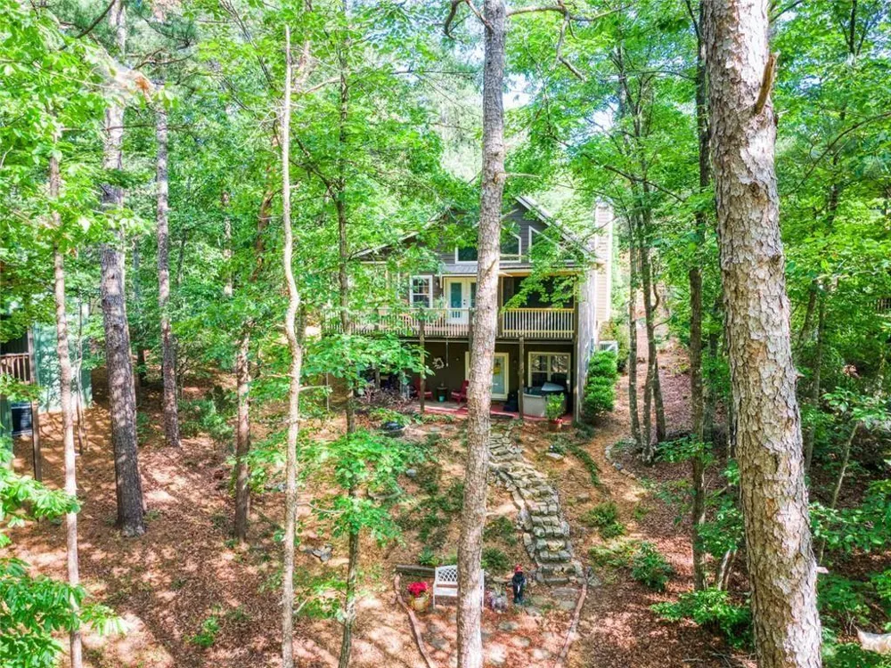 925 Zeppelin Strasse Helen, GA 30545