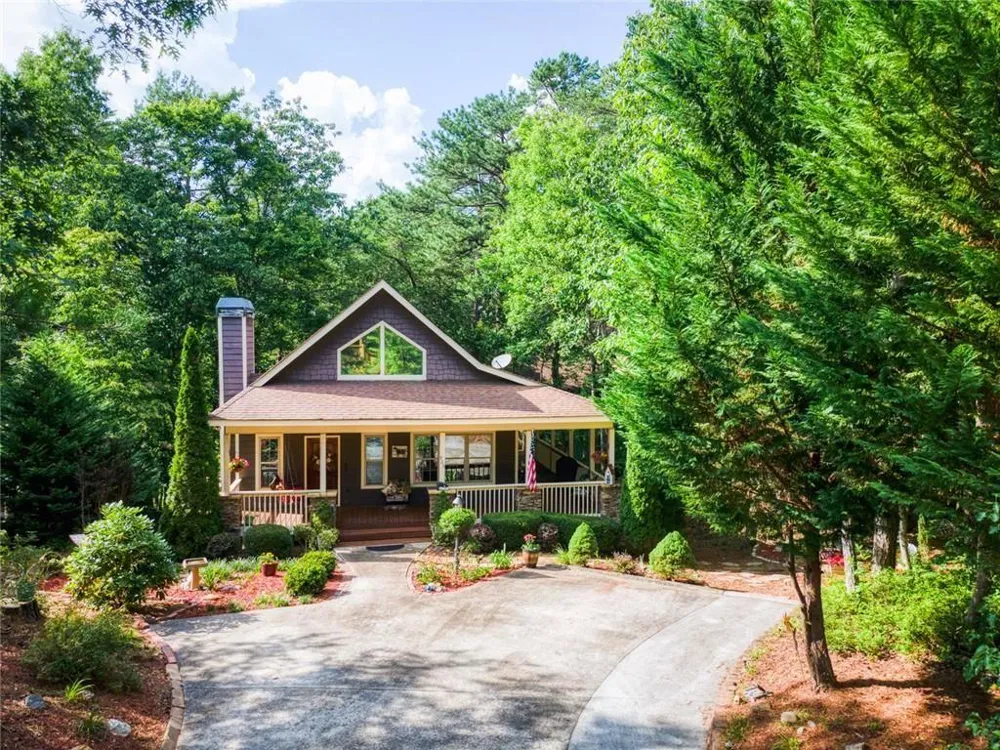 925 Zeppelin Strasse Helen, GA 30545