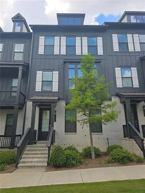 933 Catamaran Court