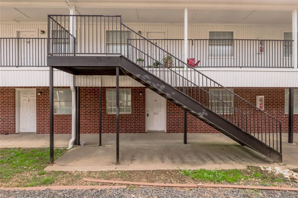 600 Palm Street #10 Huntsville, TX 77340
