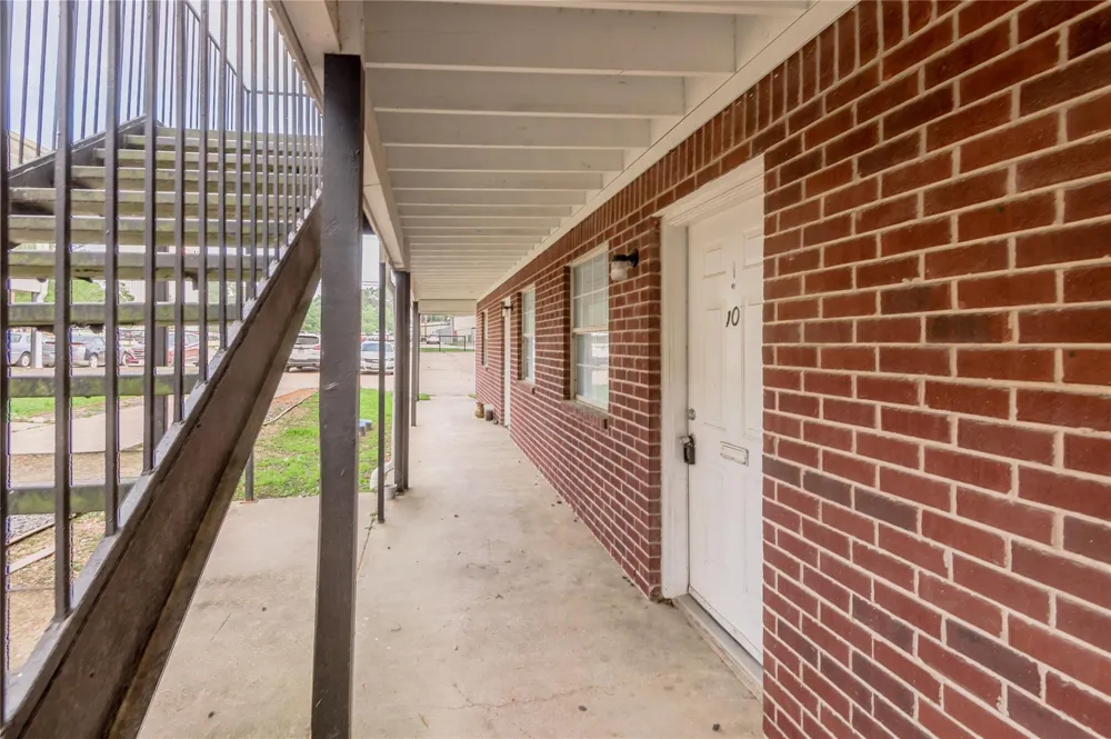 600 Palm Street #10 Huntsville, TX 77340