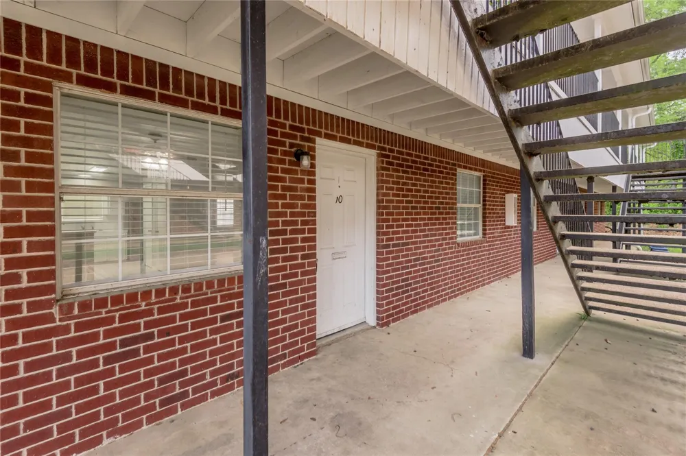600 Palm Street #10 Huntsville, TX 77340