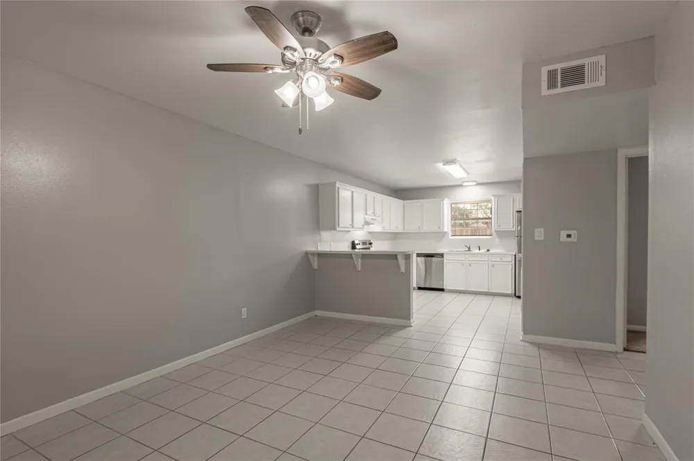 600 Palm Street #10 Huntsville, TX 77340