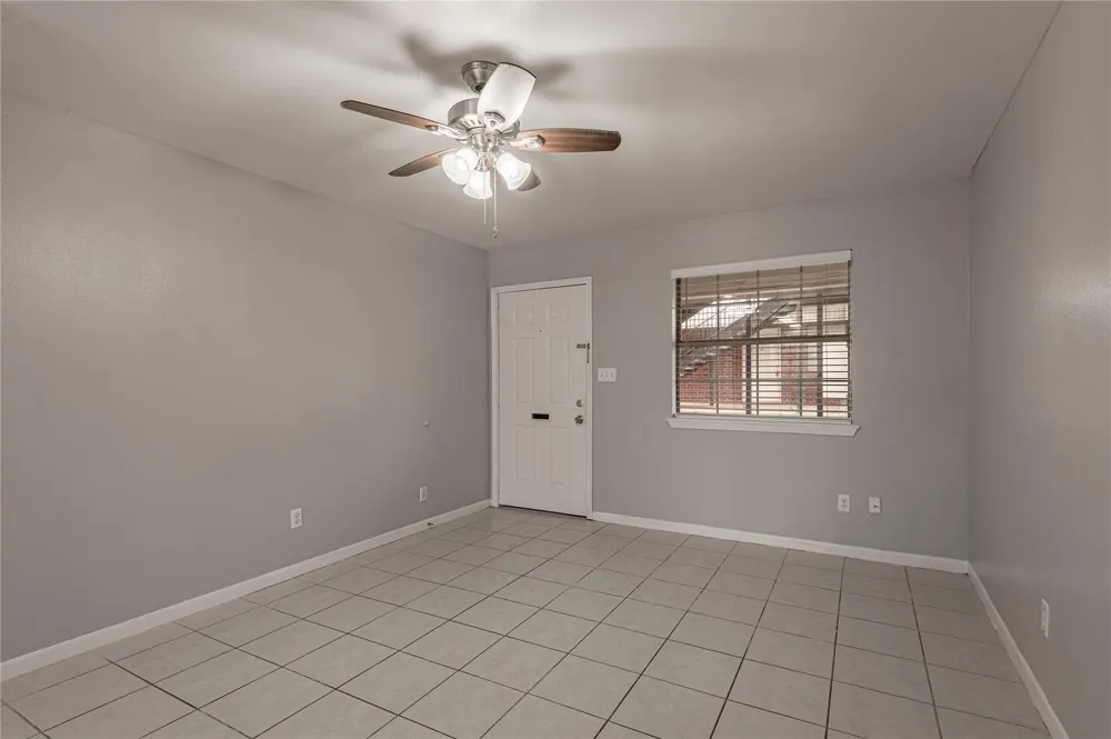 600 Palm Street #10 Huntsville, TX 77340