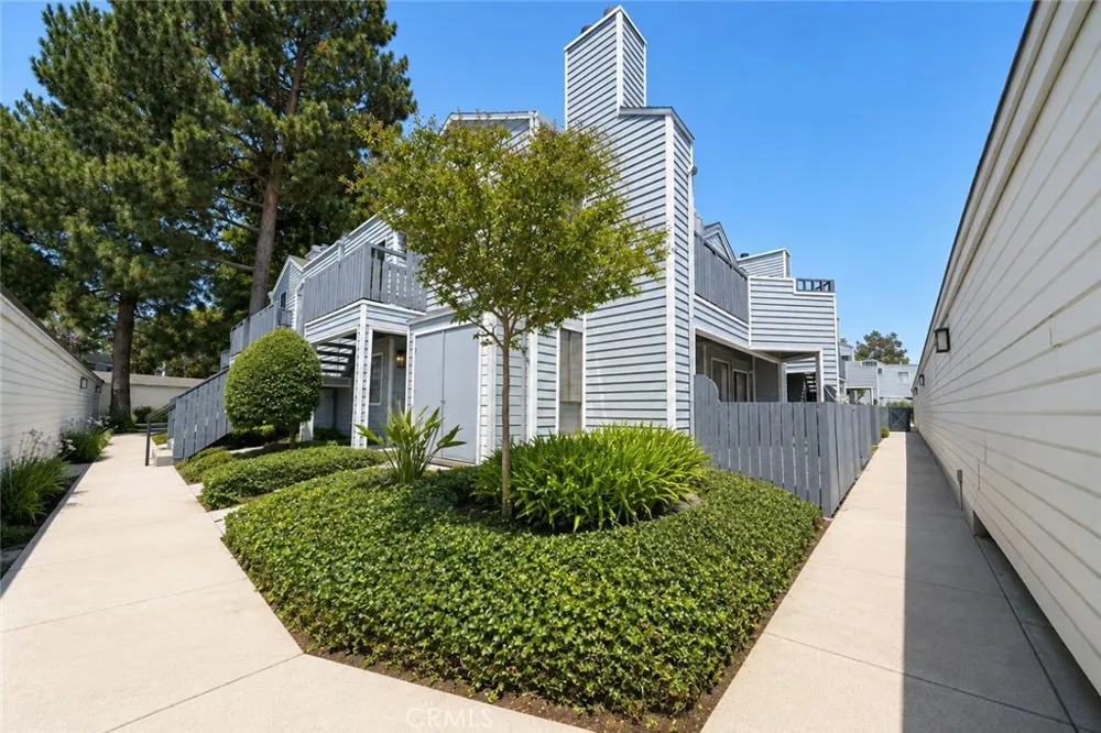 7306 Quill Drive #170 Downey, CA 90242