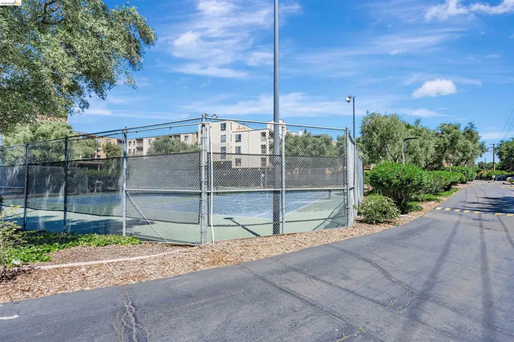 490 Civic Dr #101 Walnut Creek, CA 94596