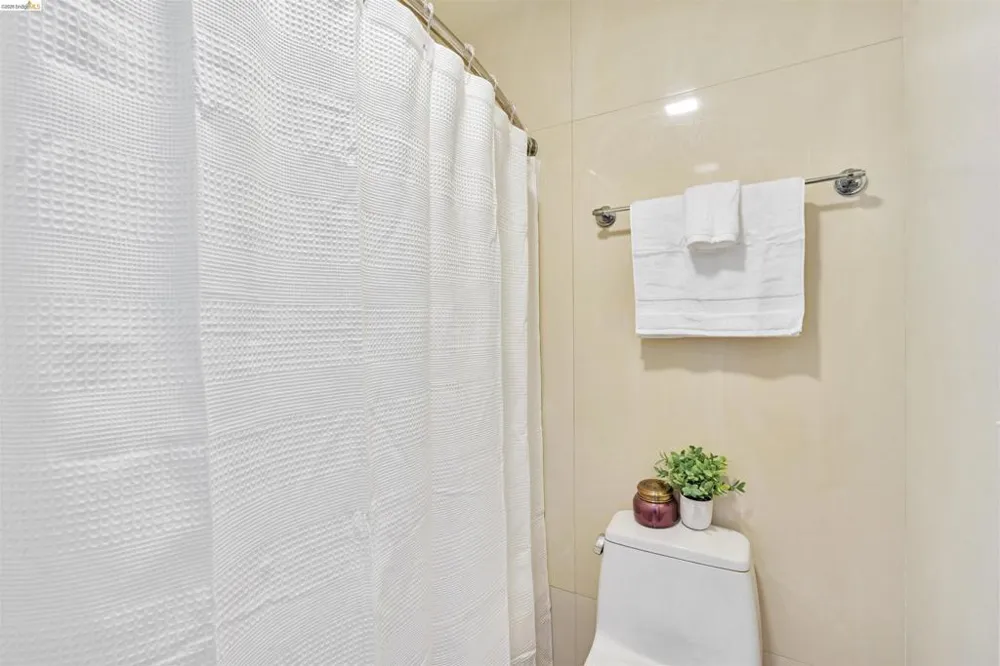 490 Civic Dr #101 Walnut Creek, CA 94596