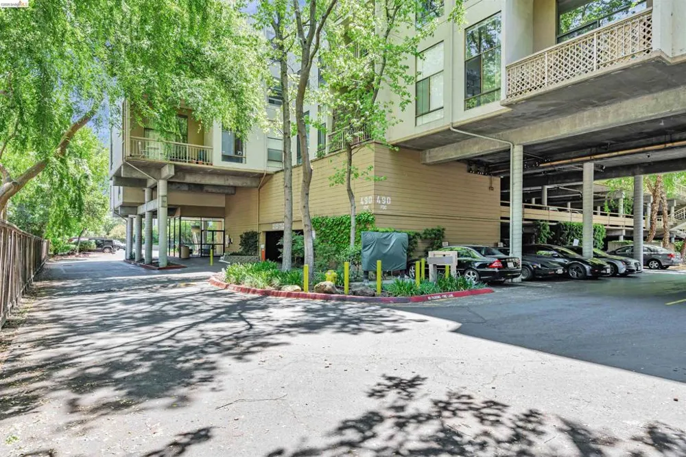 490 Civic Dr #101 Walnut Creek, CA 94596