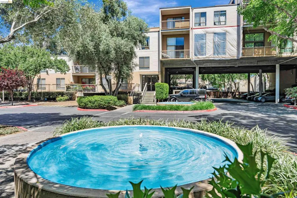 490 Civic Dr #101 Walnut Creek, CA 94596