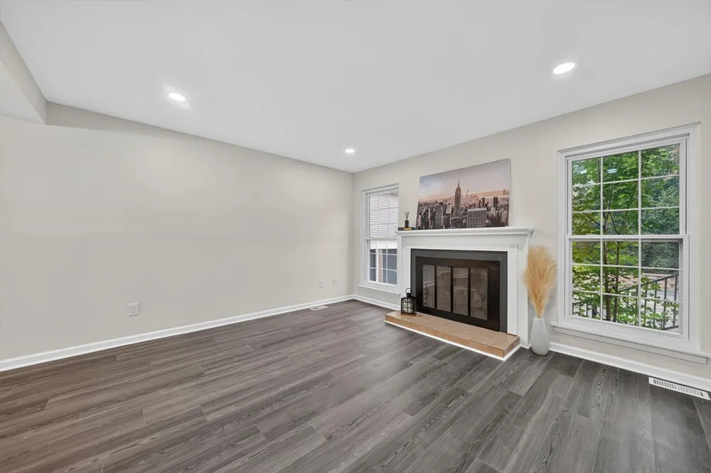 21344 E Glen Haven Circle Northville, MI 48167