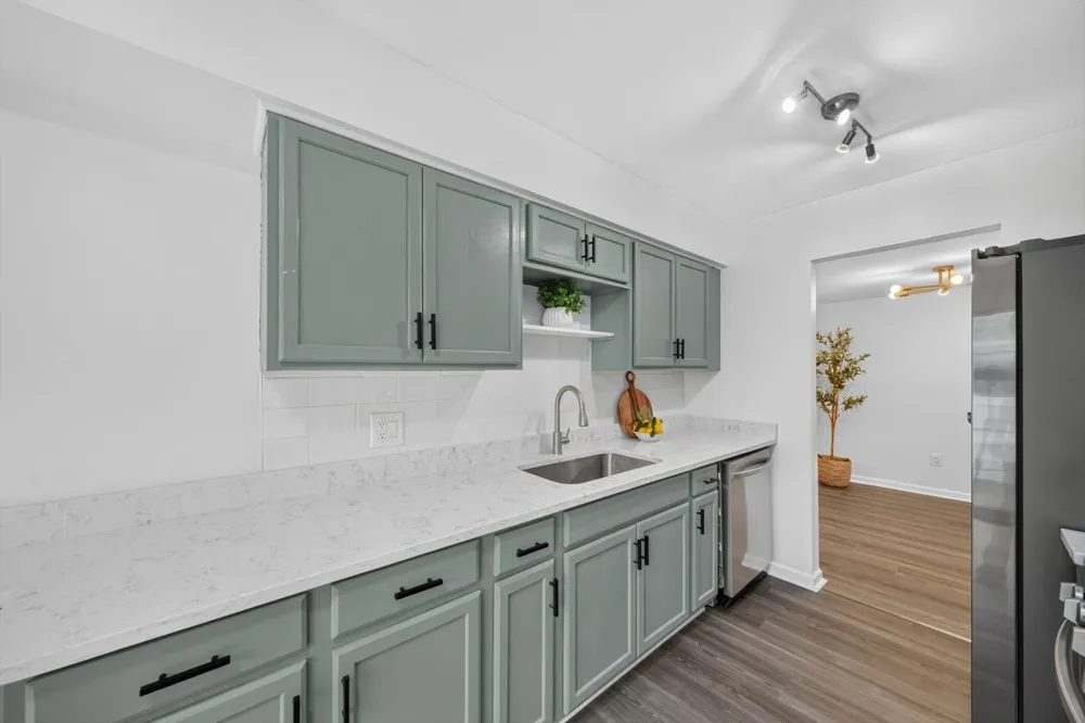 21344 E Glen Haven Circle Northville, MI 48167