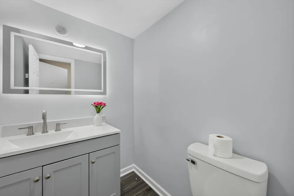 21344 E Glen Haven Circle Northville, MI 48167
