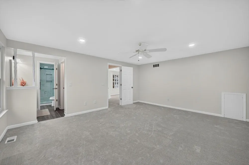 21344 E Glen Haven Circle Northville, MI 48167