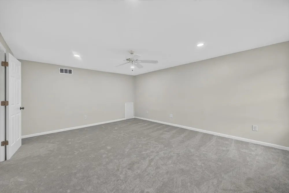 21344 E Glen Haven Circle Northville, MI 48167