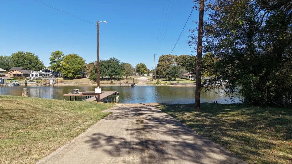 612 Kontiki Drive Tool, TX 75143