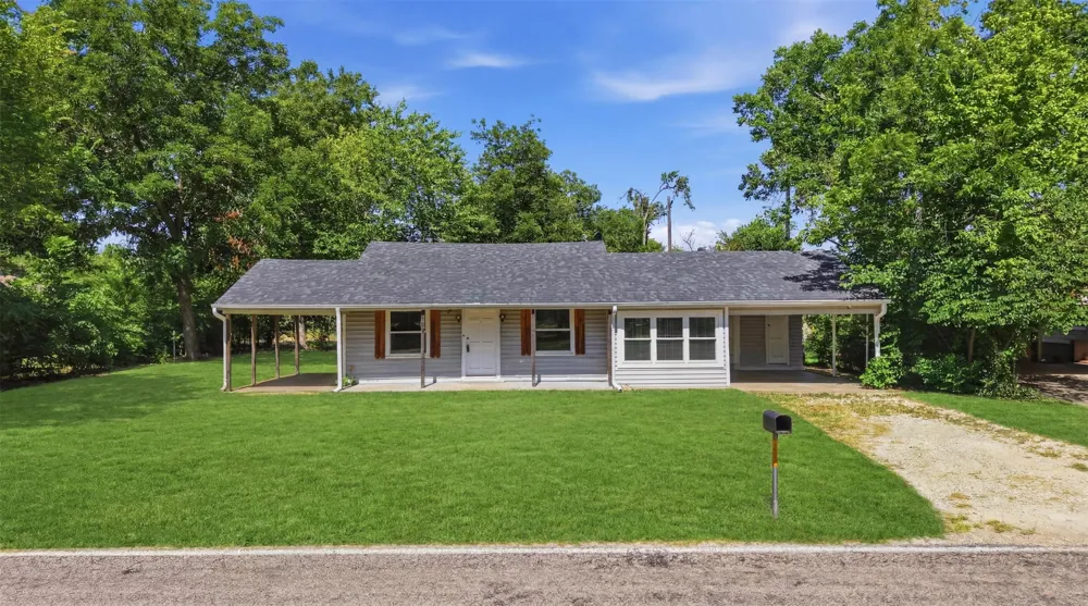 337 1st Street Point, TX 75472