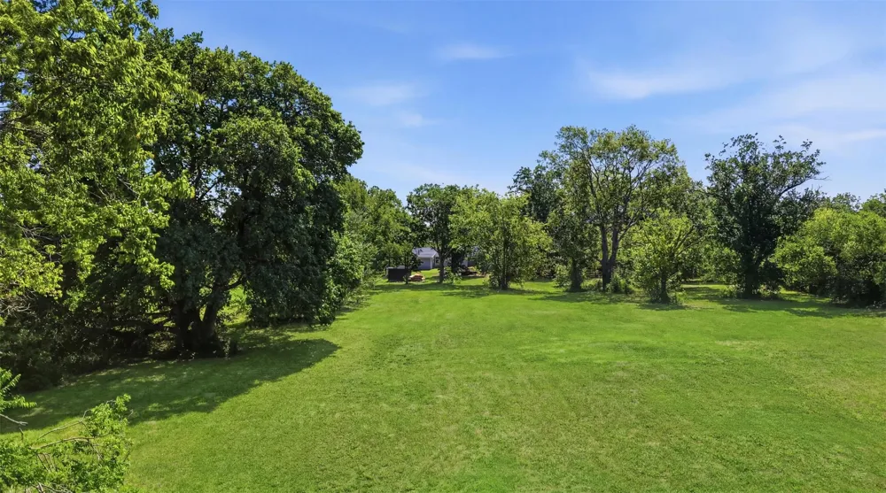 337 1st Street Point, TX 75472
