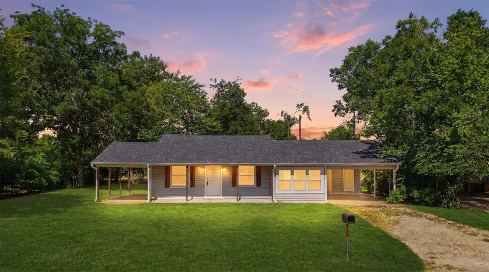 337 1st Street Point, TX 75472