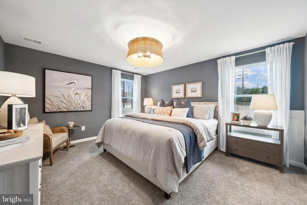 16 RIVER OAK DRIVE Staunton, VA 24401