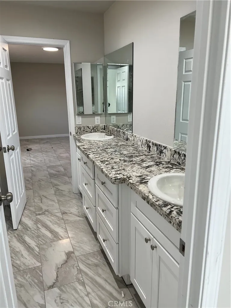 16550 Olive Street #105 Hesperia, CA 92345