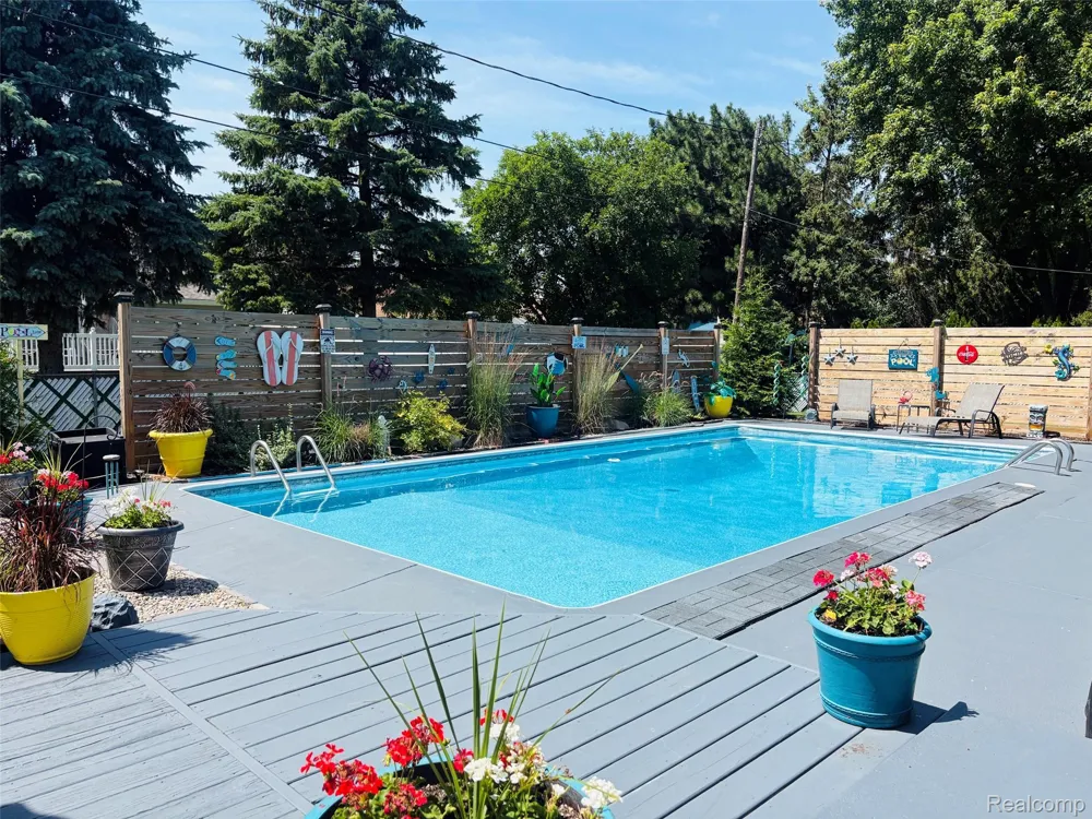 4108 Allen Court Bay City City, MI 48706