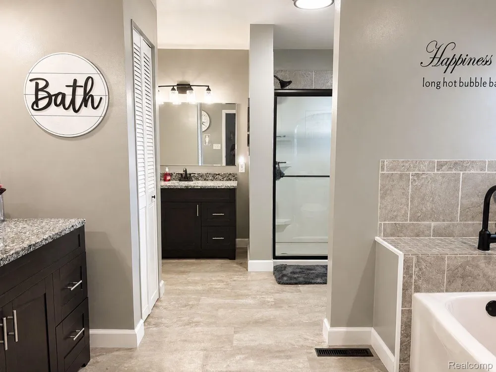 4108 Allen Court Bay City City, MI 48706