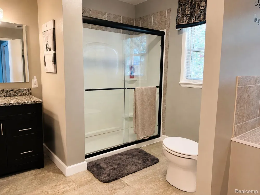 4108 Allen Court Bay City City, MI 48706