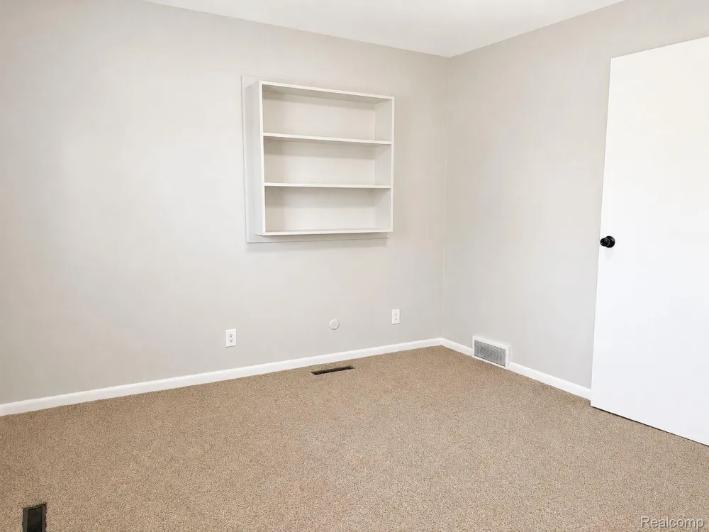4108 Allen Court Bay City City, MI 48706