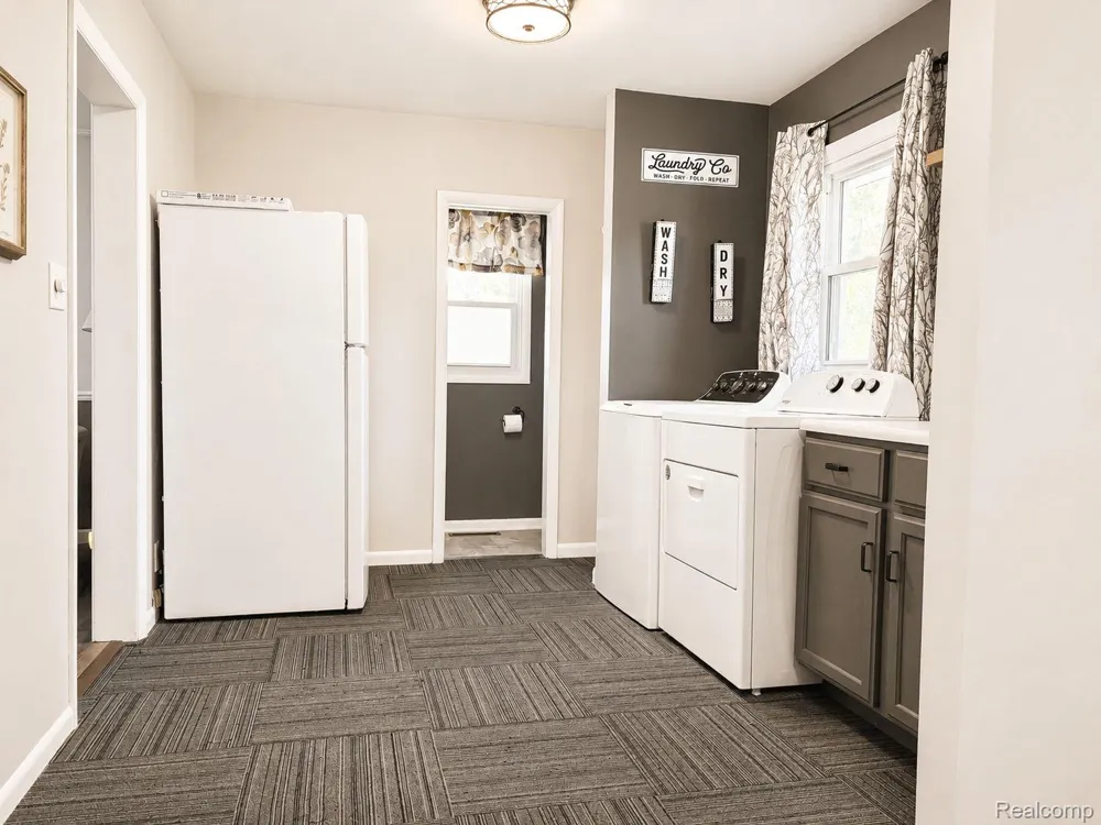 4108 Allen Court Bay City City, MI 48706