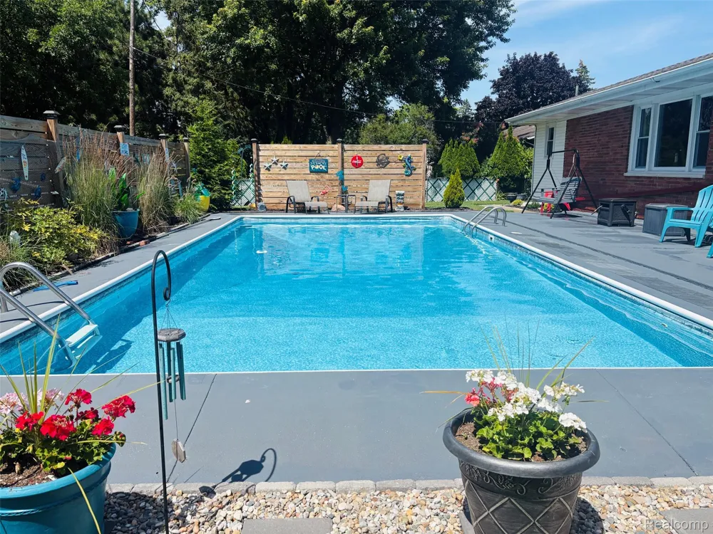 4108 Allen Court Bay City City, MI 48706