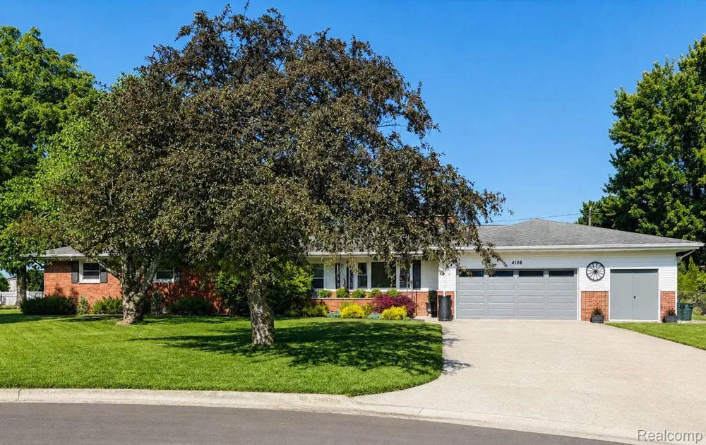 4108 Allen Court Bay City City, MI 48706