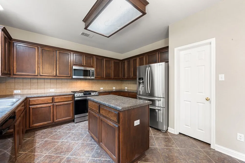 301 Bayou Bend Drive Buda, TX 78610