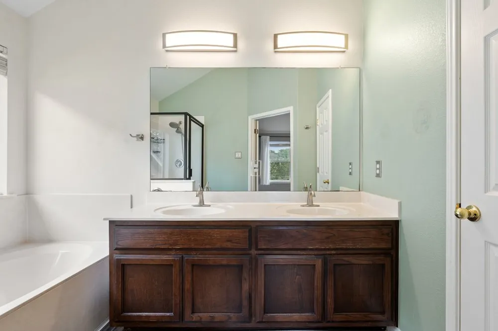 301 Bayou Bend Drive Buda, TX 78610