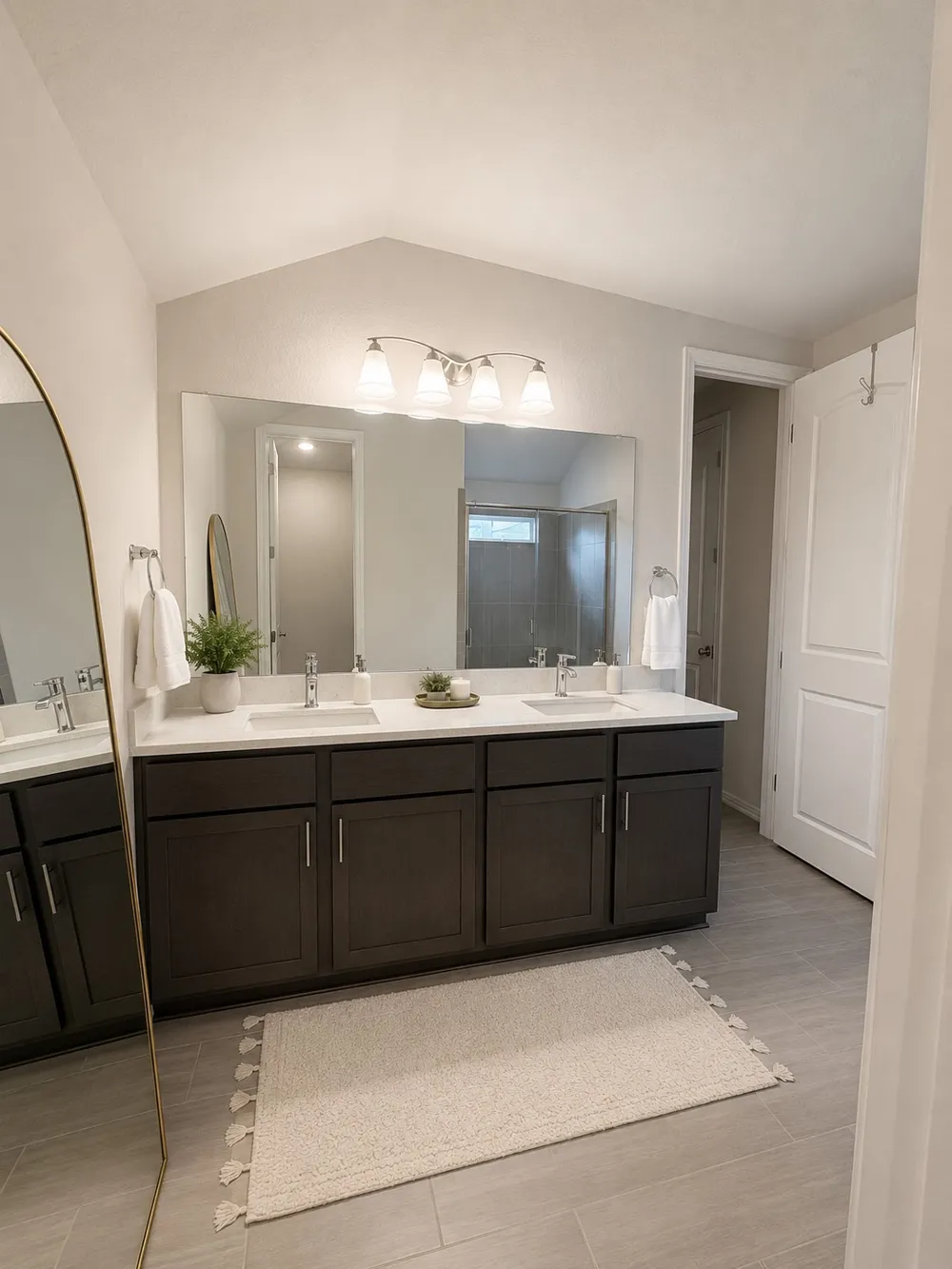890 Casetta Trail #9 New Braunfels, TX 78130
