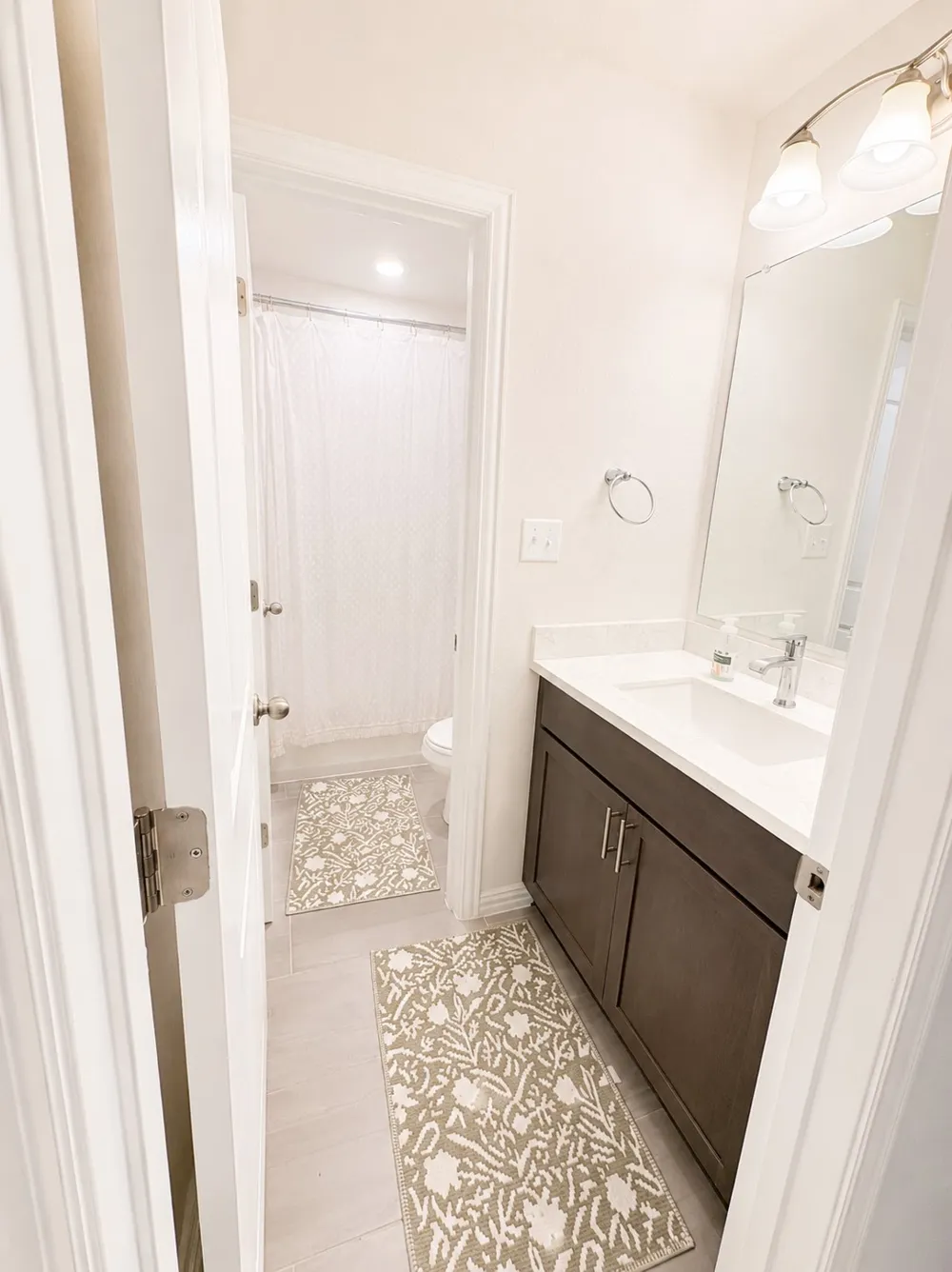 890 Casetta Trail #9 New Braunfels, TX 78130