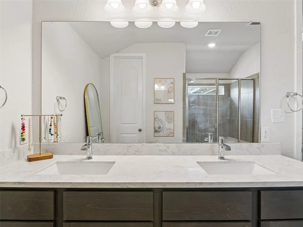 890 Casetta Trail #9 New Braunfels, TX 78130