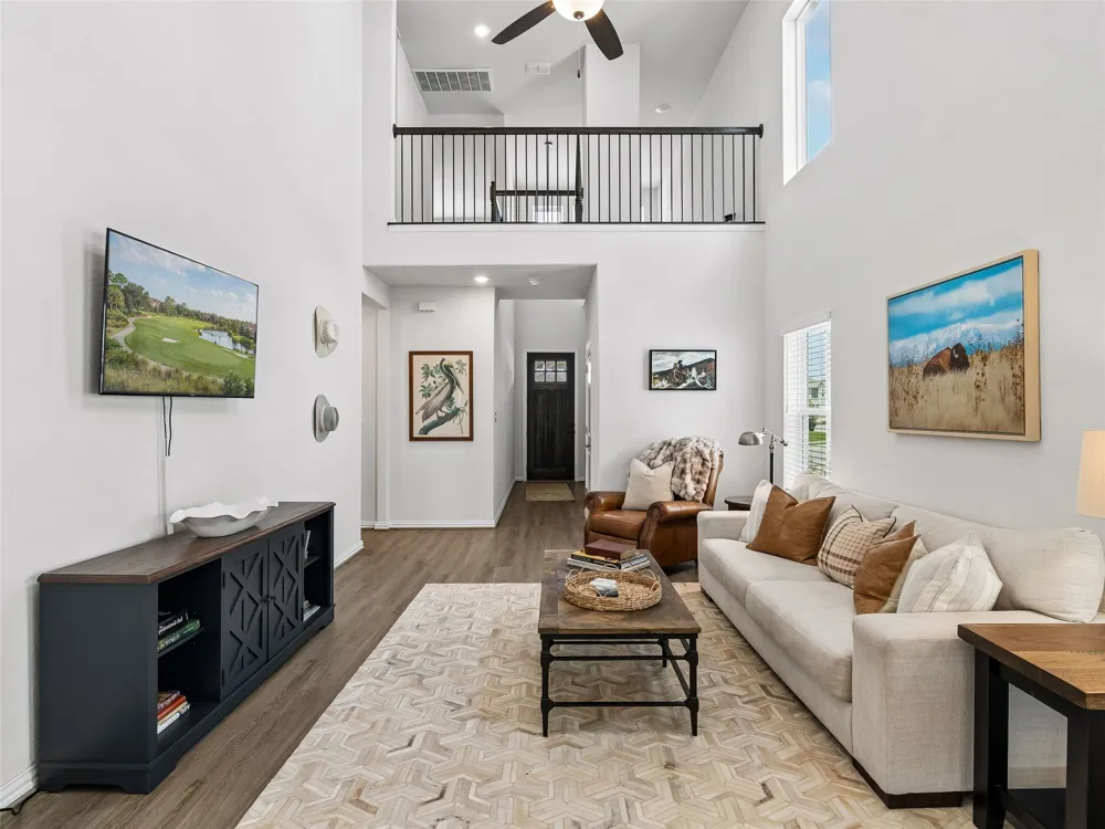890 Casetta Trail #9 New Braunfels, TX 78130