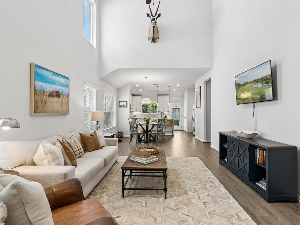 890 Casetta Trail #9 New Braunfels, TX 78130