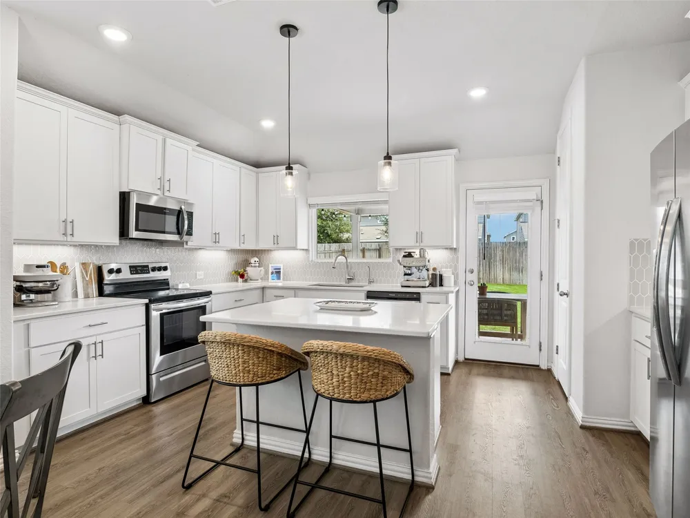 890 Casetta Trail #9 New Braunfels, TX 78130