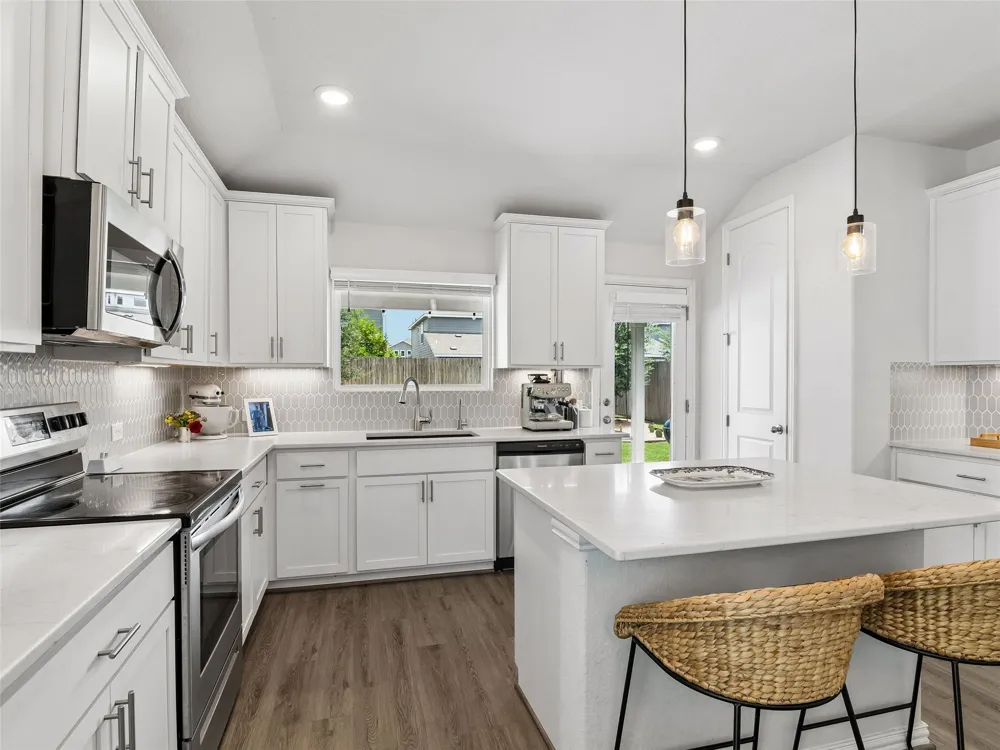 890 Casetta Trail #9 New Braunfels, TX 78130