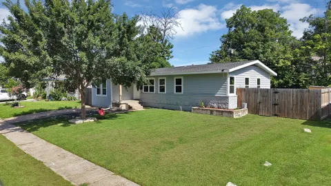 113 E Linda Drive