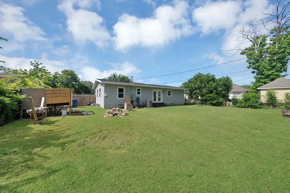 113 E Linda Drive Garland, TX 75041
