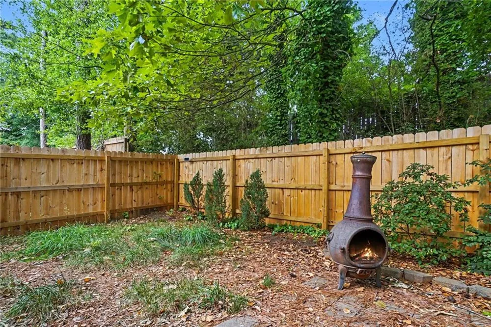 1006 Creatwood Circle SE Smyrna, GA 30080