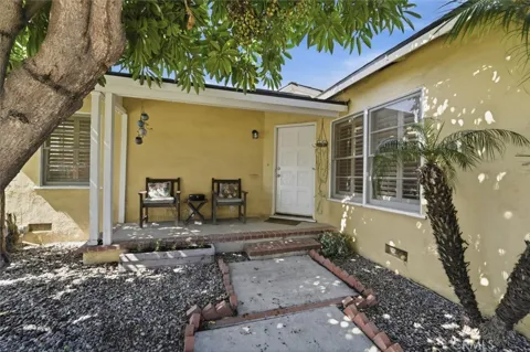 2840 Magnolia