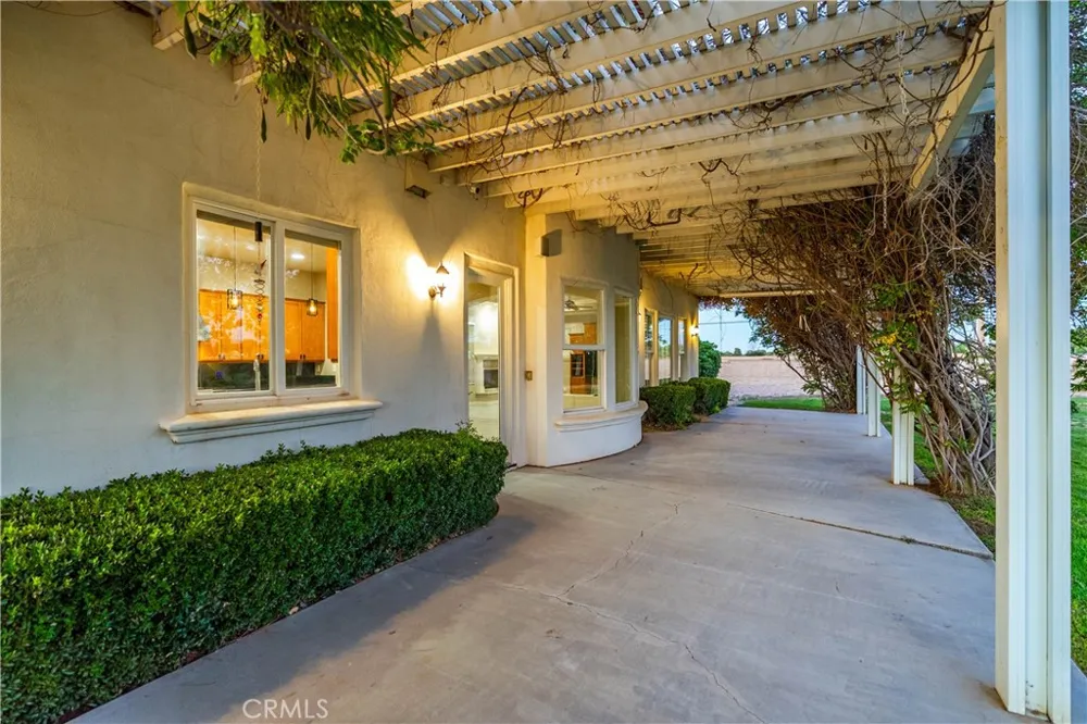 2020 W Avenue Palmdale, CA 93551