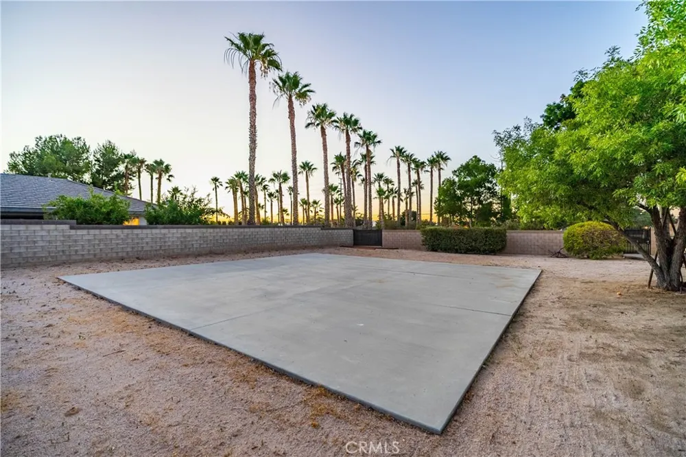 2020 W Avenue Palmdale, CA 93551